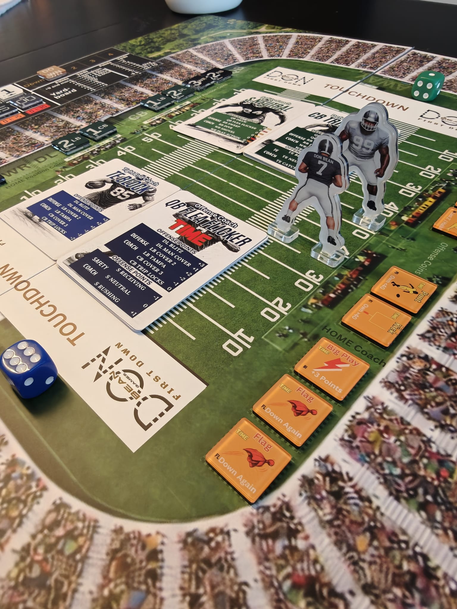 FIRST DOWN play card